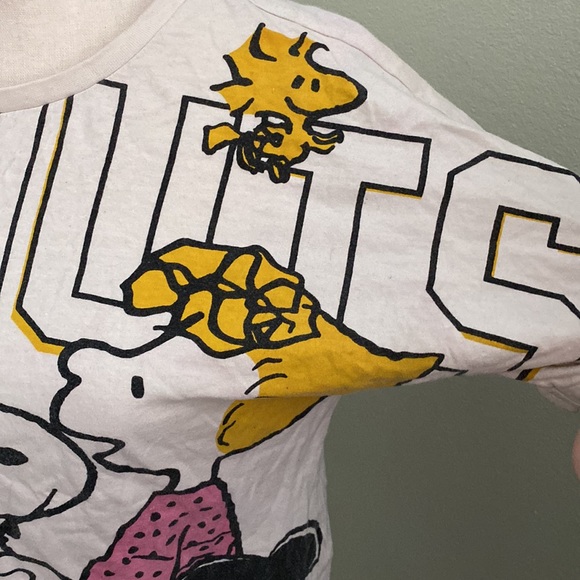 Peanuts Cropped T-shirt - Picture 4 of 9